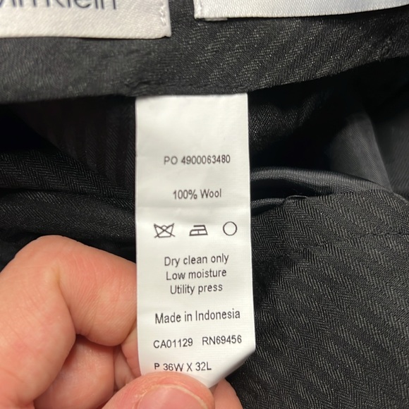 Calvin Klein suit separate black slim fit pants - Picture 4 of 4